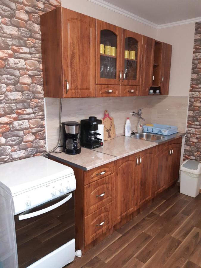 Boglarka Apartman 久洛 外观 照片