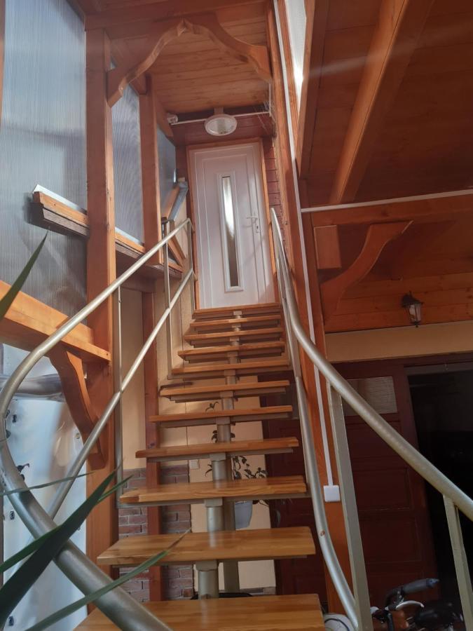 Boglarka Apartman 久洛 外观 照片